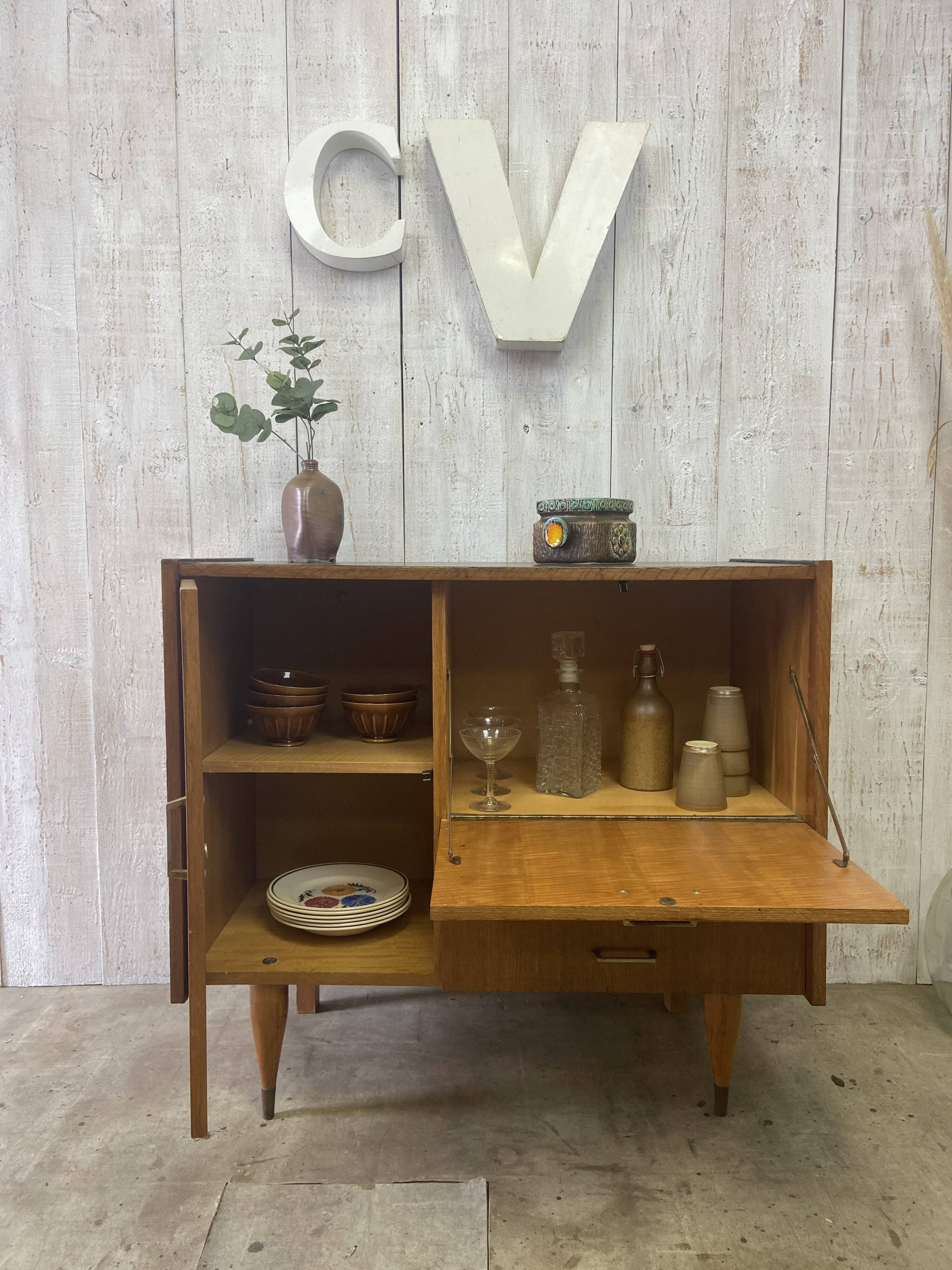 Vintage buffet