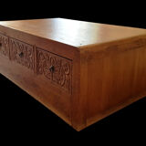 Table basse ethnique chic sculptée main bois massif - Pièce unique fabriquée sur commande