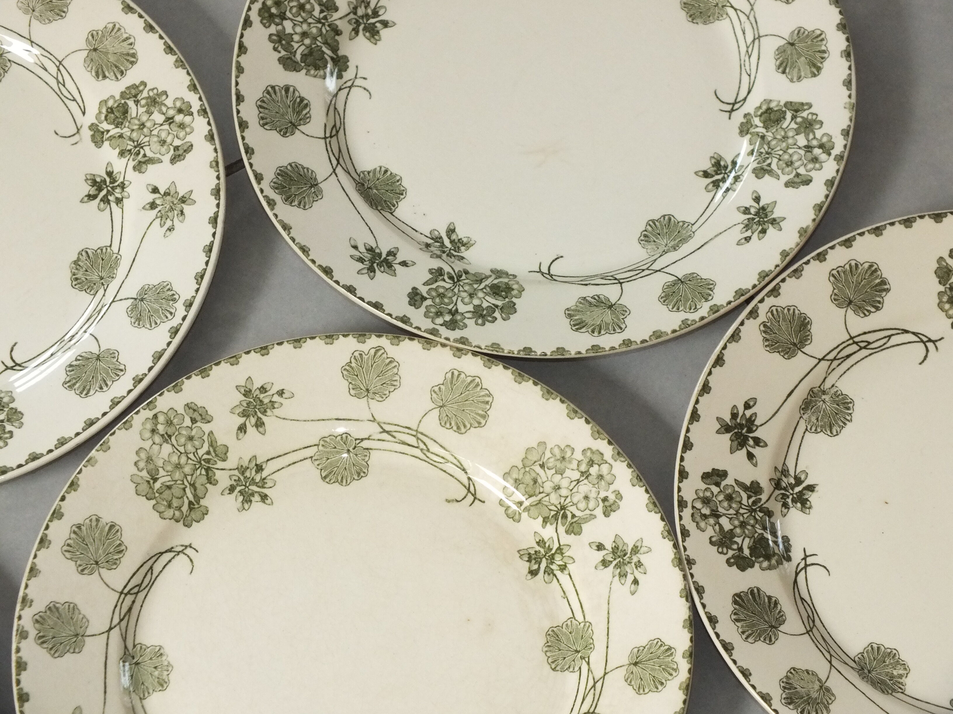 7 flat plates terre de fer sarreguemines u&c geranium