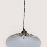 Suspension en opaline