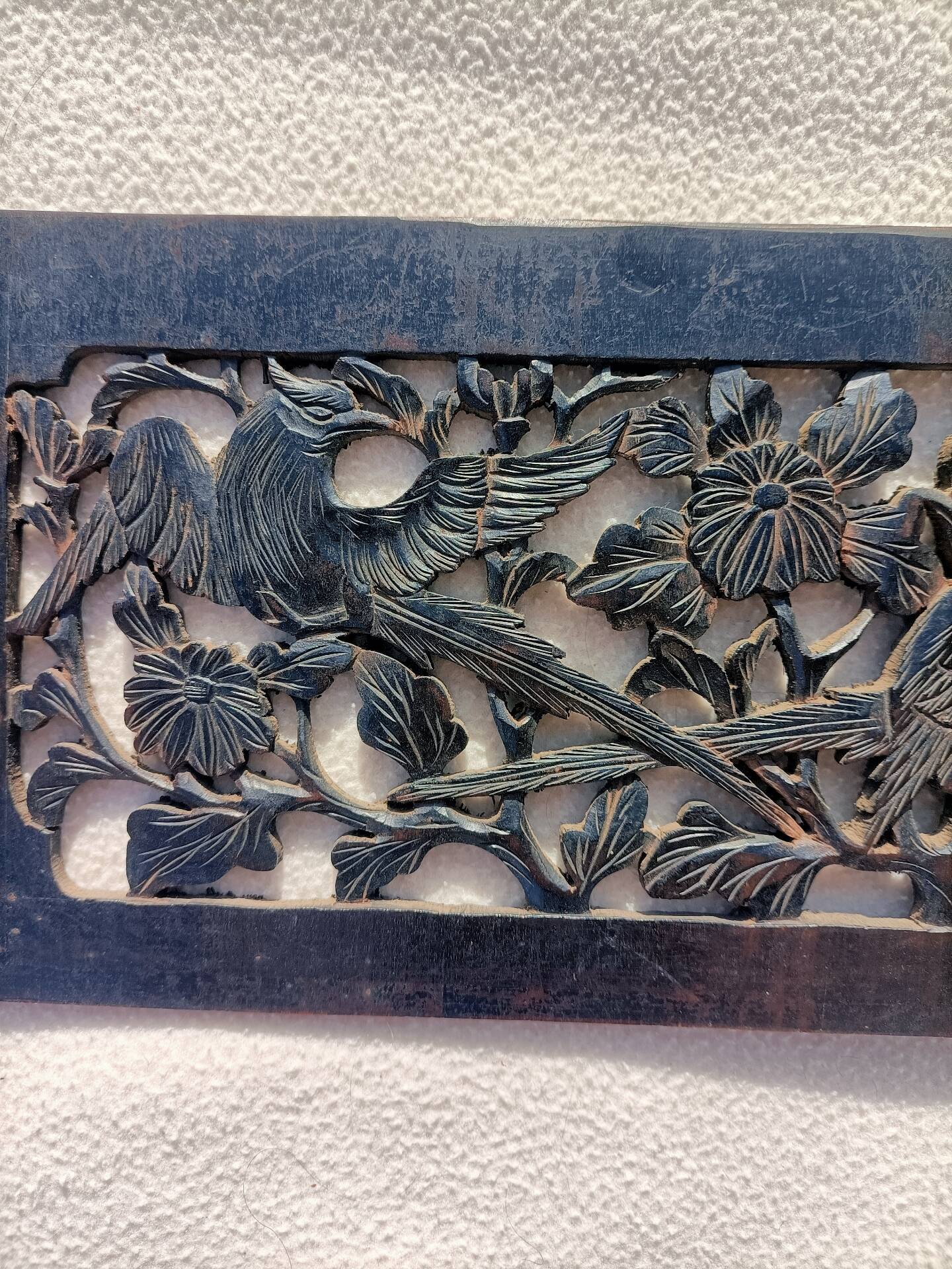 Relief sculpture