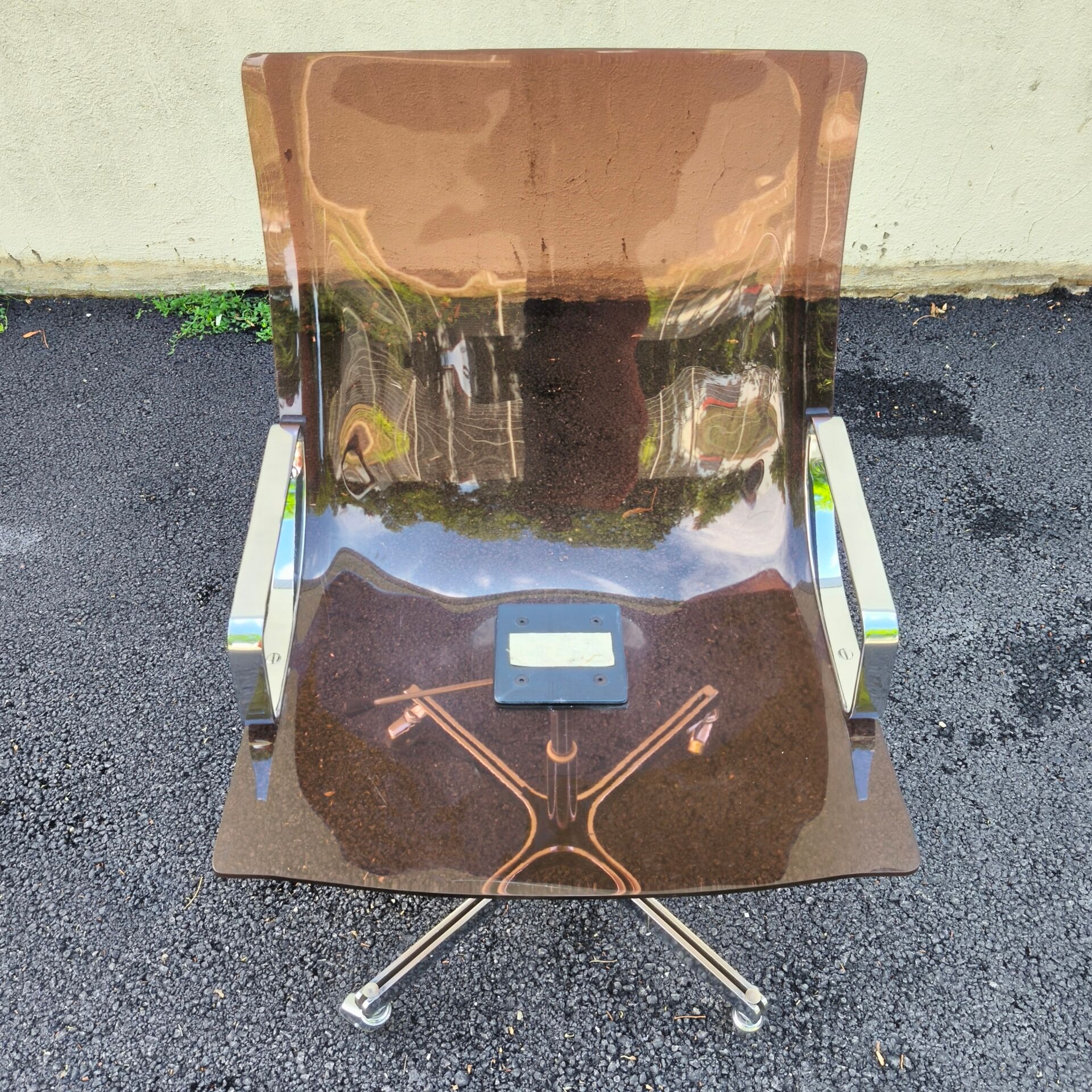 Fauteuil de bureau en plexiglas design Raphaël Raffel, 1970