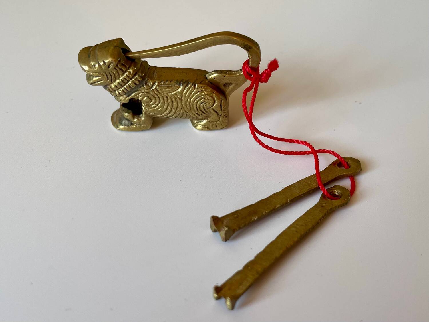 Ancient Chinese lion-shaped padlock