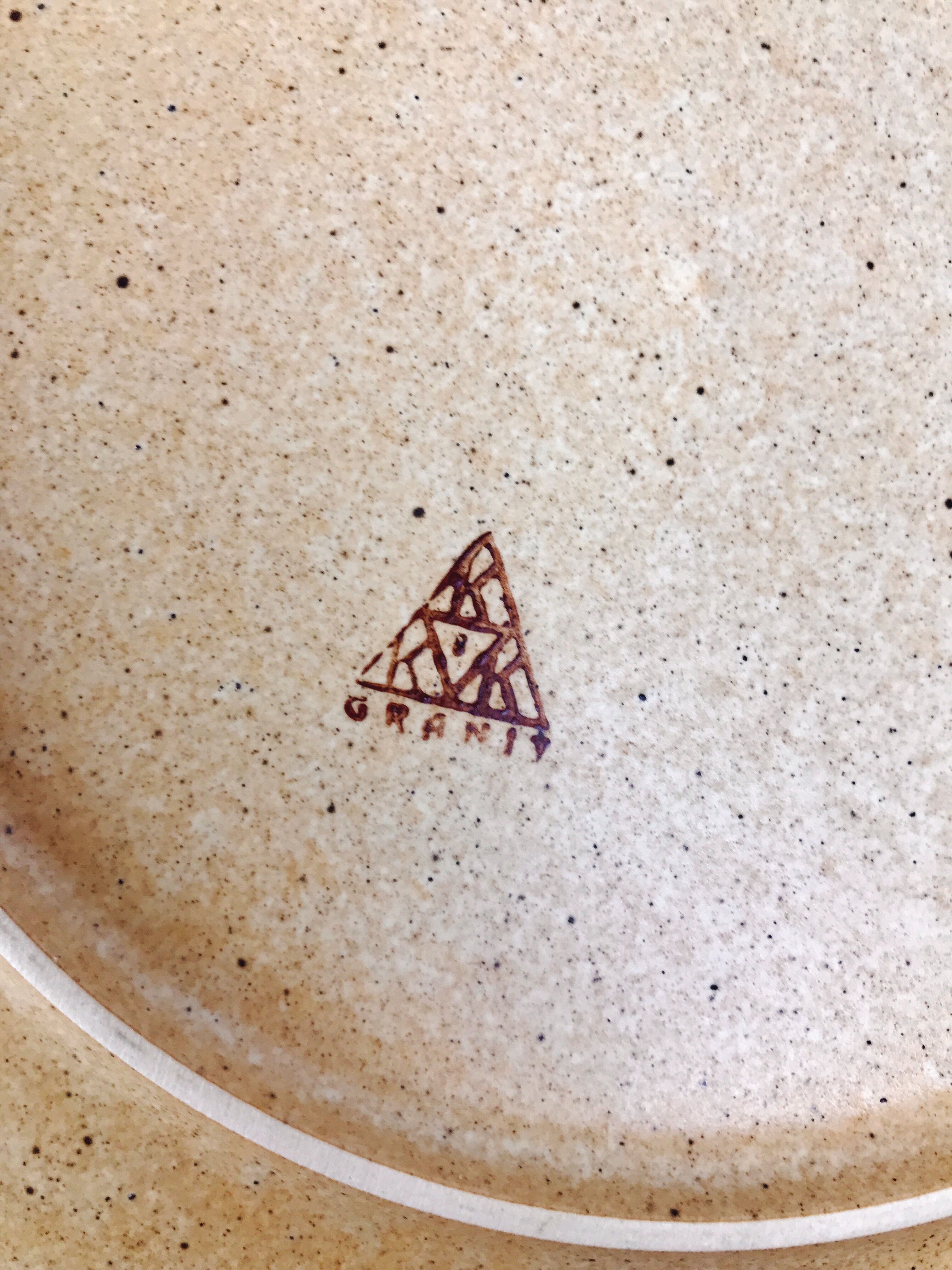 Lot de 6 assiettes en grès - Marque Granit