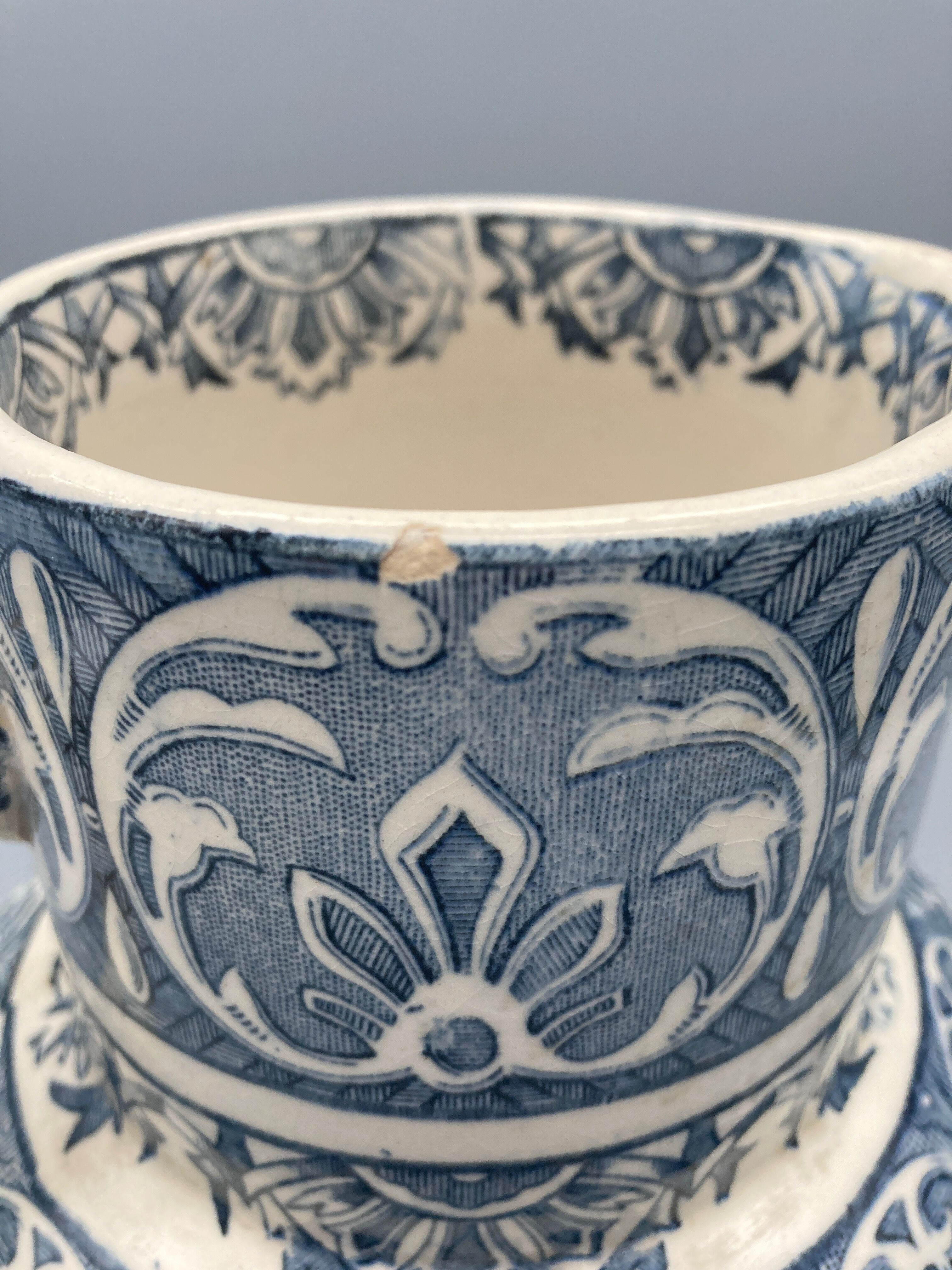 Toilet pitcher Terre de Fer Longchamps "Moorish"