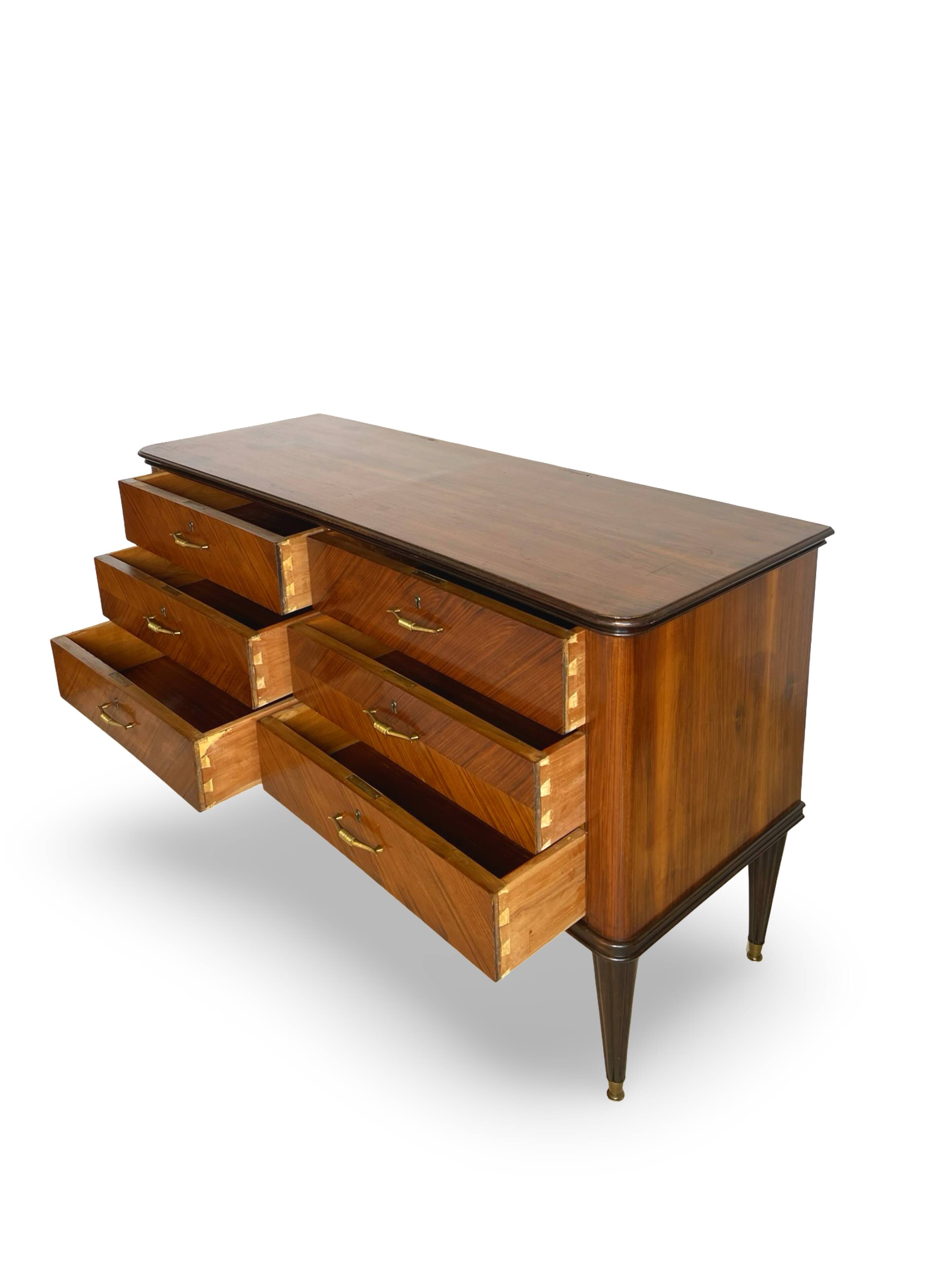 An Italian chest of drawers from the mid-20th century.