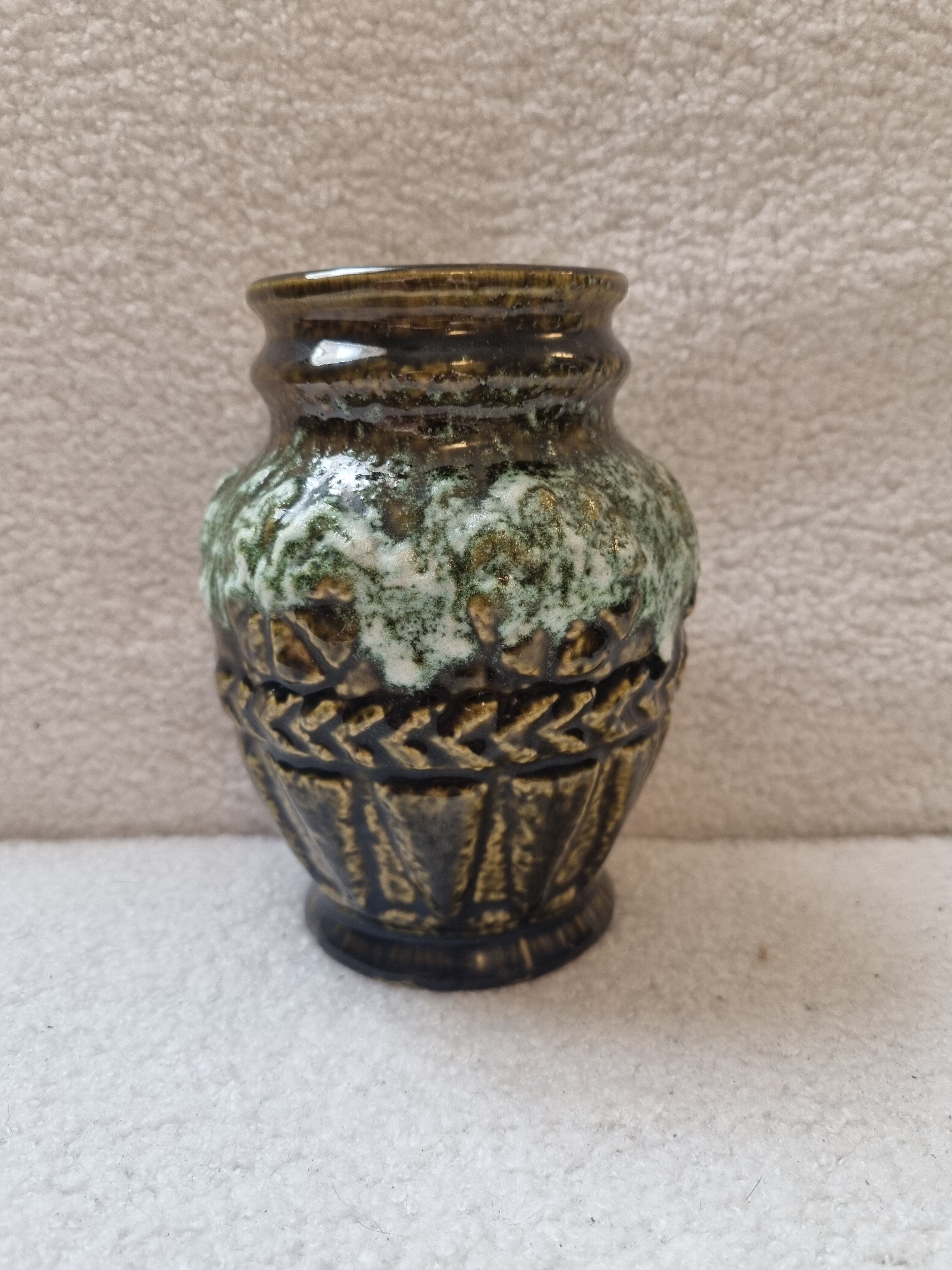 Small Vase Bay Keramik Fat Lava 72 14