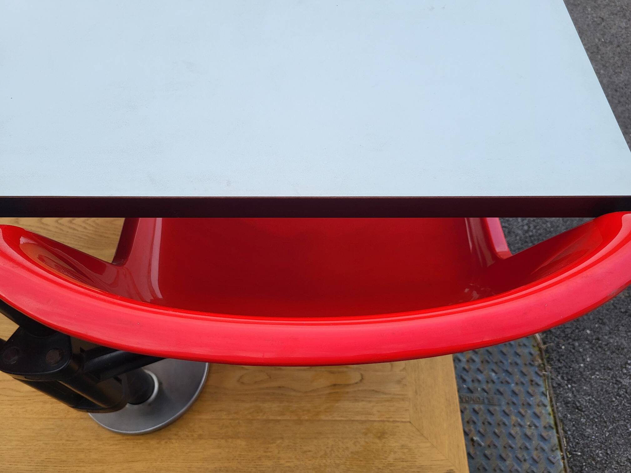 Modus table and 4 chairs Osvaldo Borsani by Tecno Italy 1970 Space Age