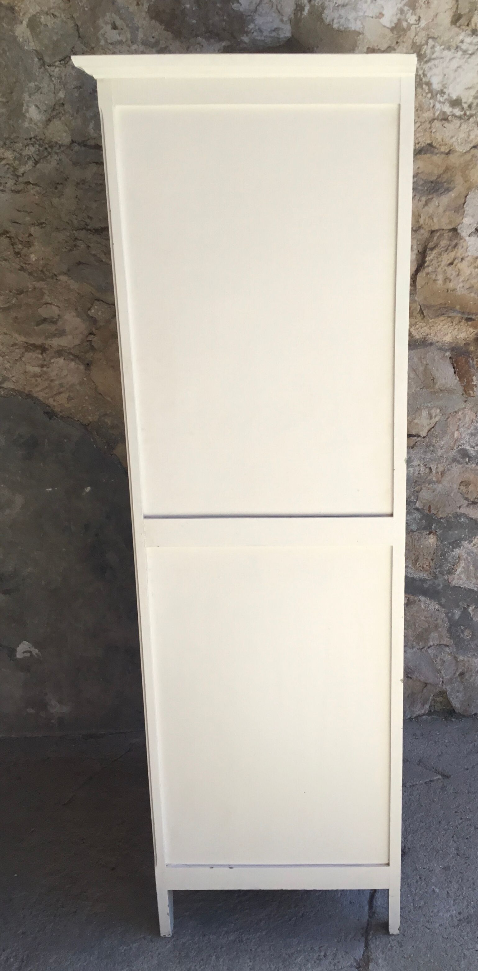 Bonnetière ou armoire parisienne 1 porte dans son jus