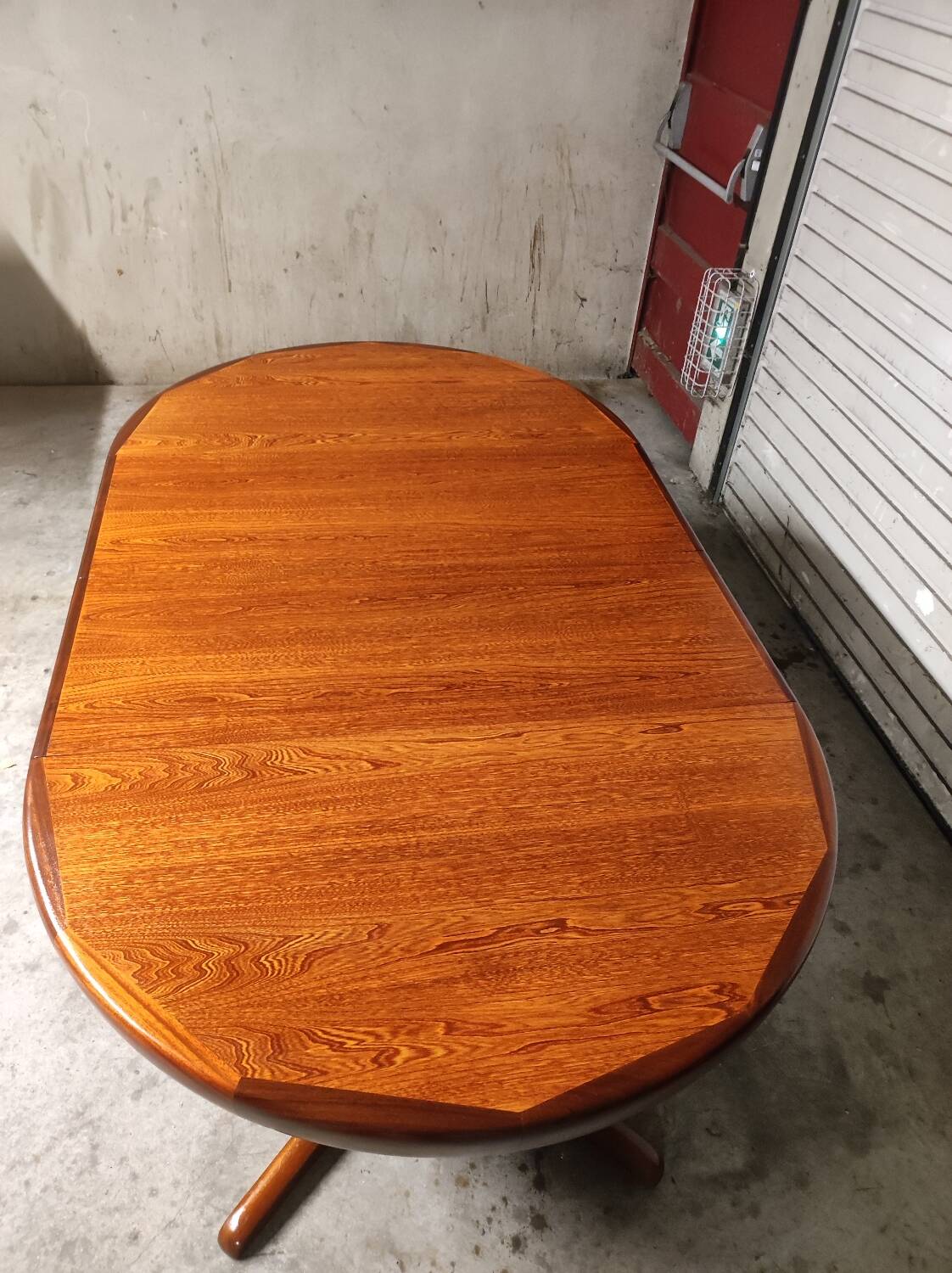 Table vintage Bauman