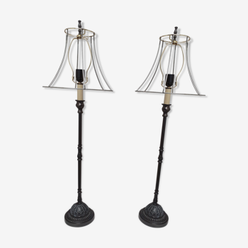 Duo of large lamps to lay