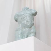 Statue de torse en céramique de studio - figure en argile céramique bleu clair - design Mid-Century