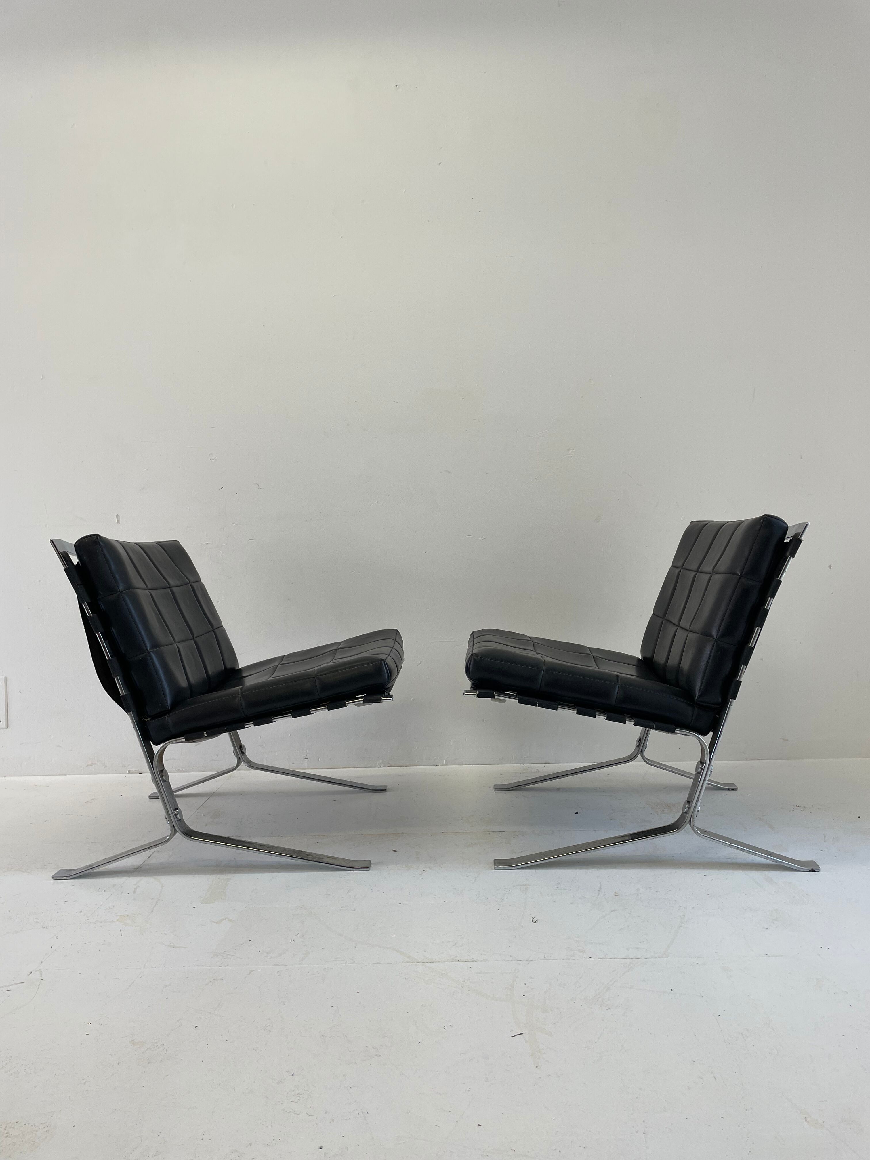 Paire de Fauteuils Jocker par Olivier Mourgue 1970