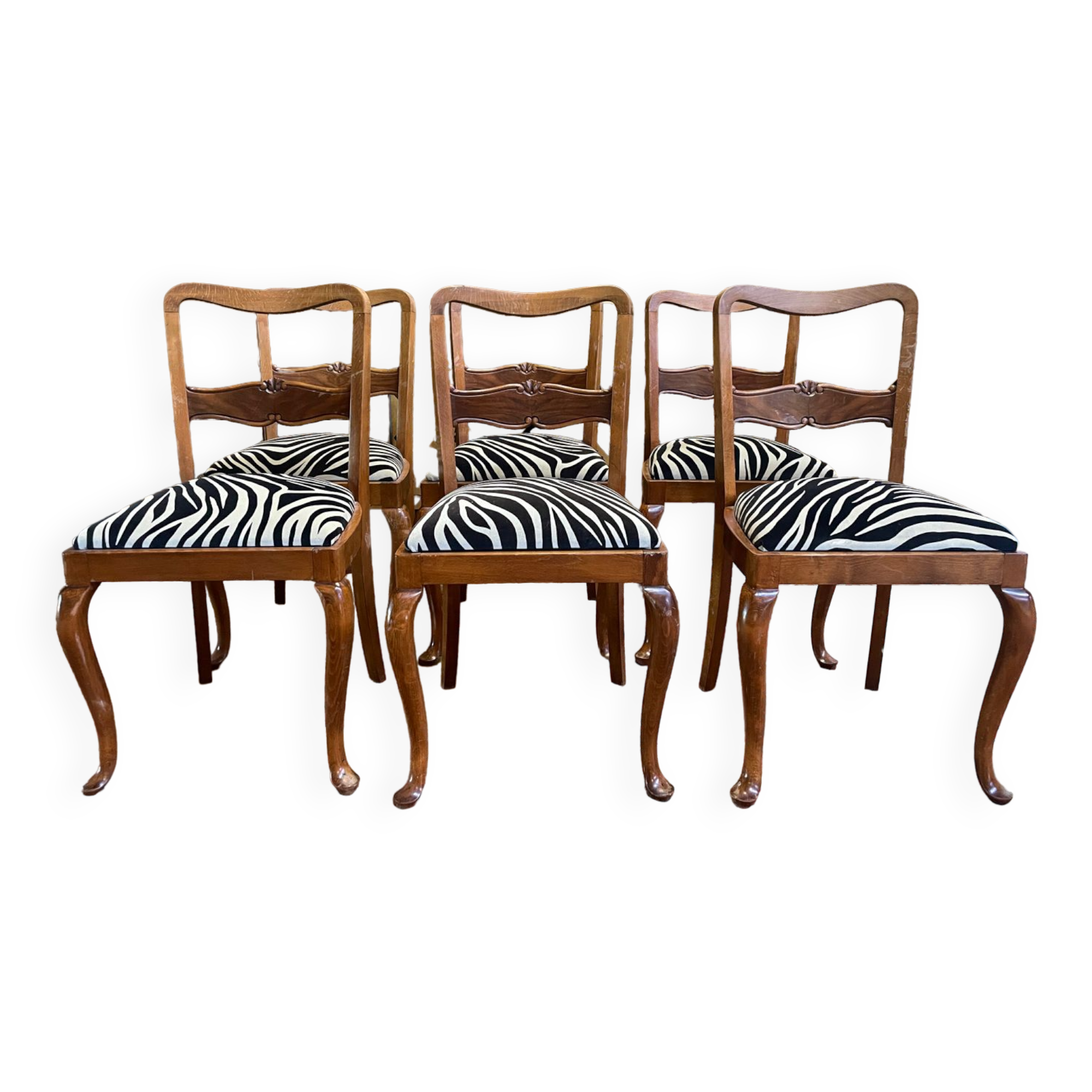 Set of 6 English cheppendeale chairs