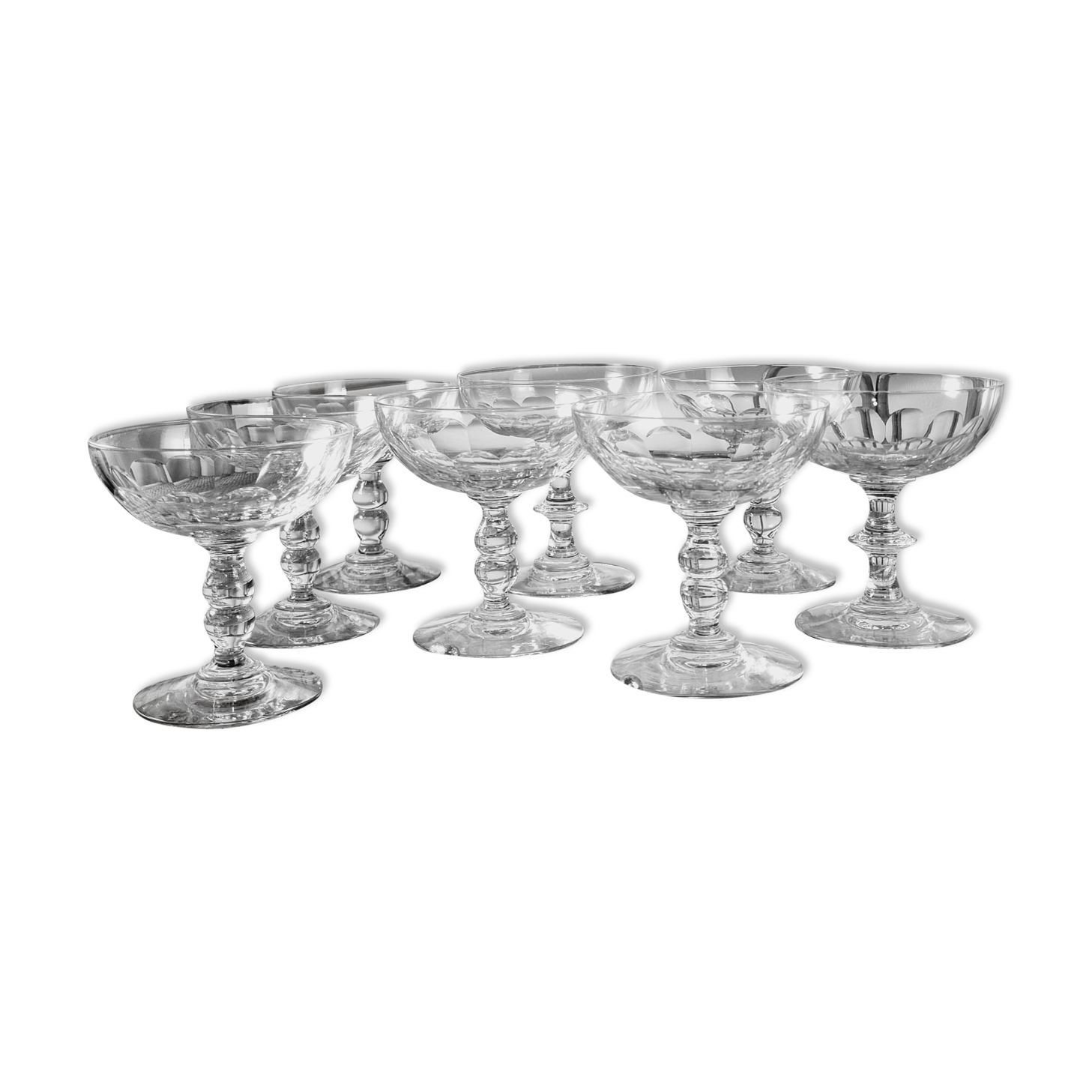 Set of 8 champagne glasses in carved blown glass