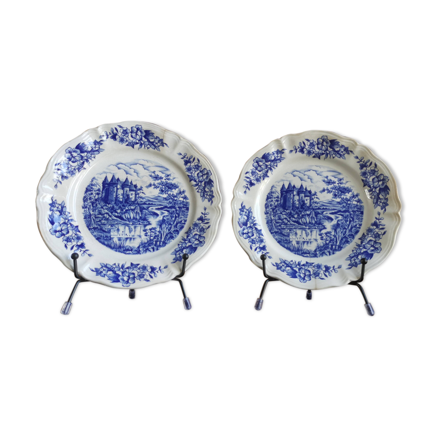 Set of 2 Sarreguemines porcelain collector's plates from the 70s