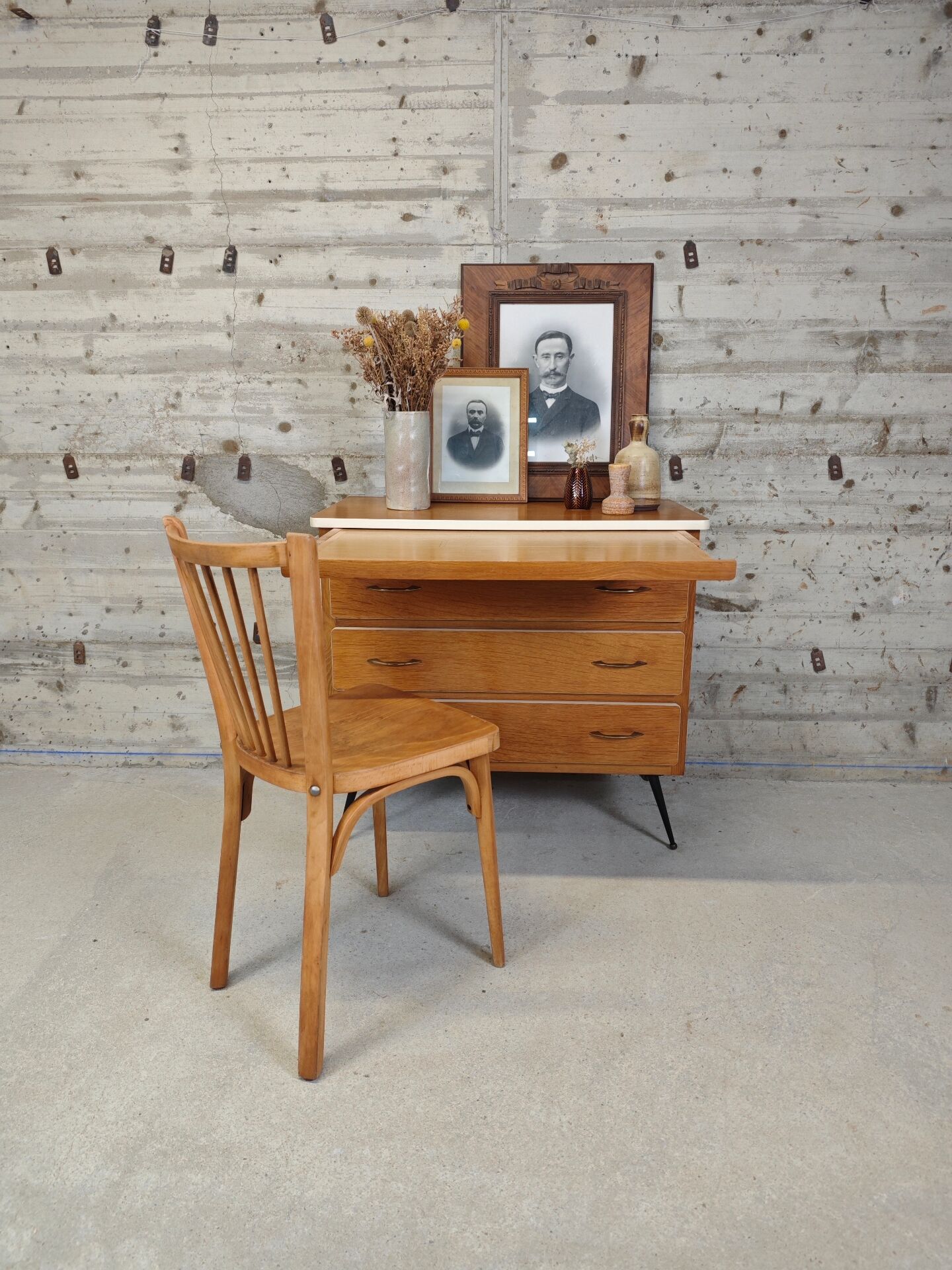 Vintage chest of drawers / desk