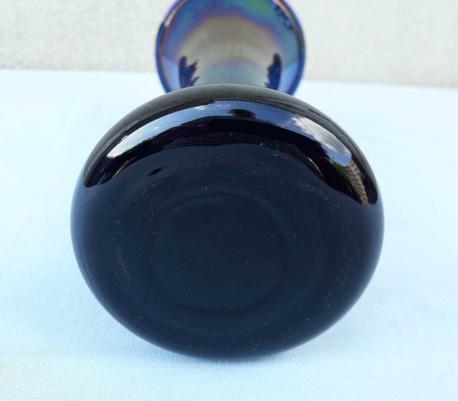 Iridescent glass vase