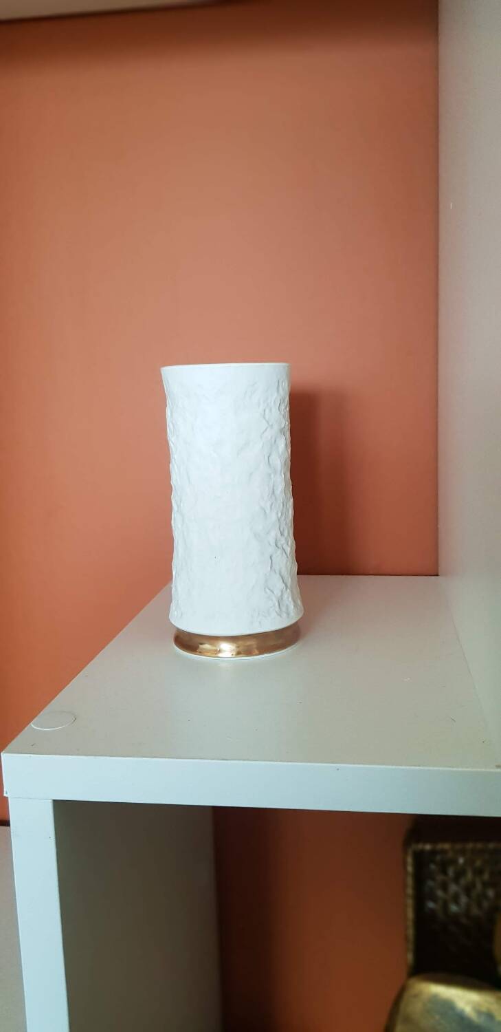 Saxon porcelain vase
