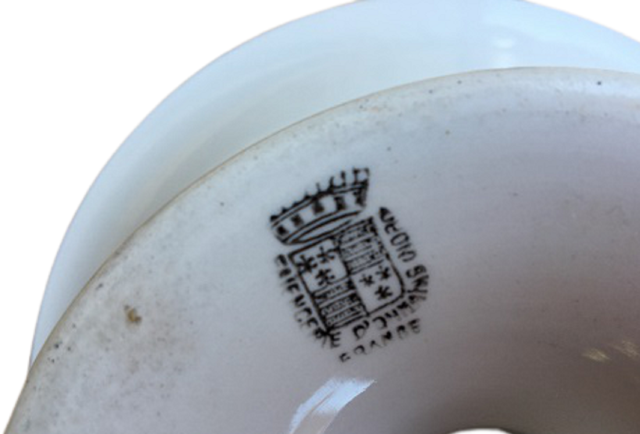Compotier ancien estampillé « faïencerie d’onnaing »
