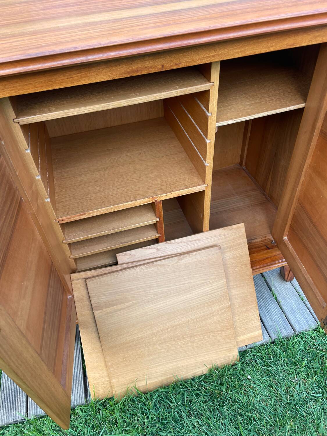 Vintage 2-door office furniture from the 1970s