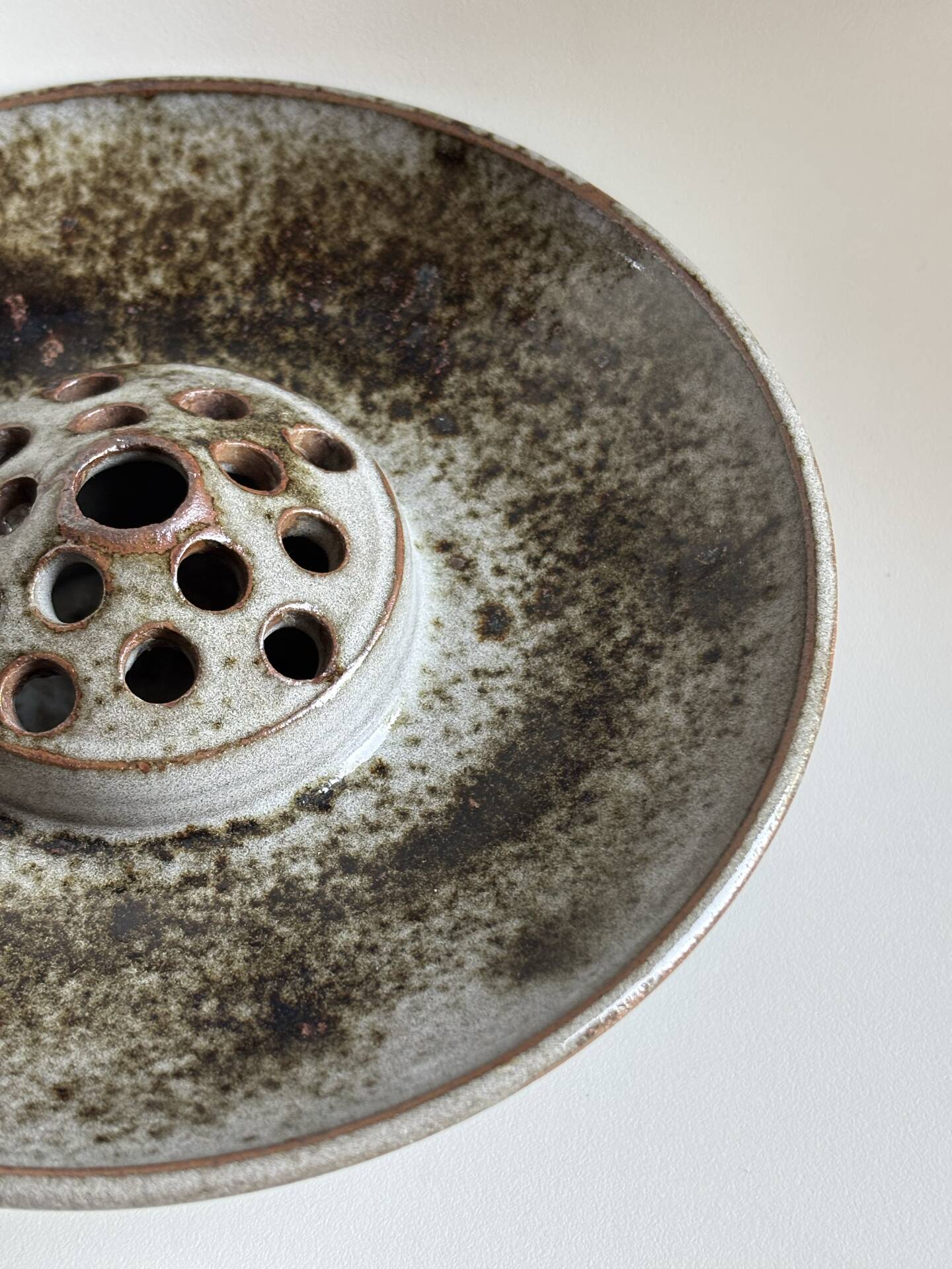 Ceramic flower vase by Chantal and Thierry Robert