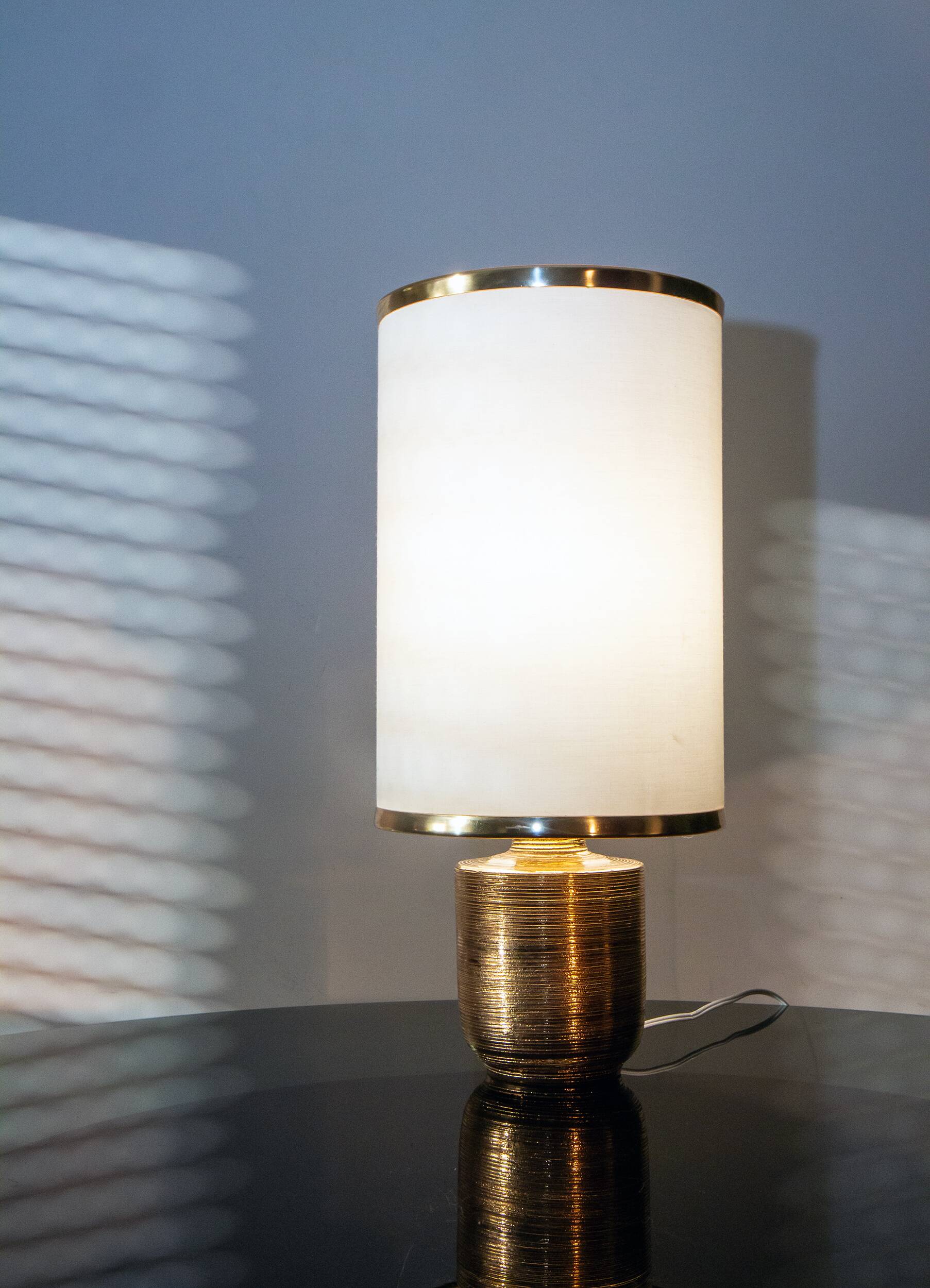 Italian lamp from the 1960s, ceramic attributed to Aldo Lonsi for Bitossi.