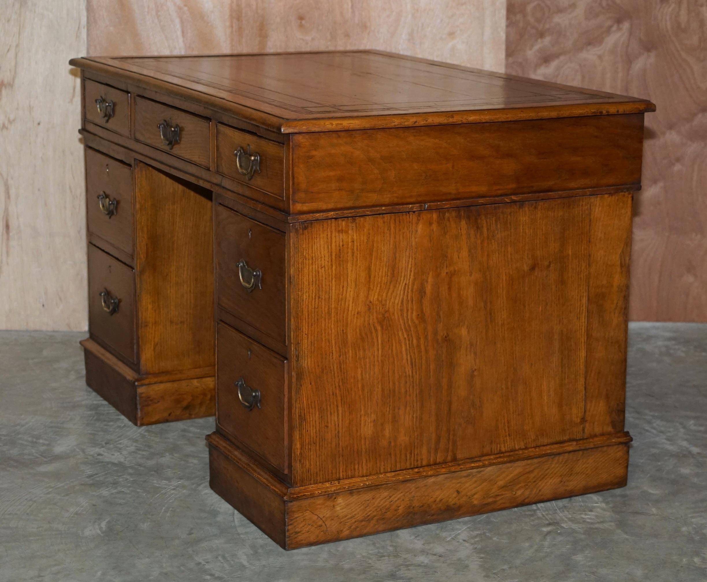 Georgian oak chest of drawers restored around 1800