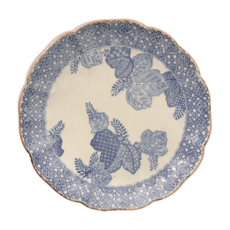 Chinese hollow plate inspired by the blue family of the Compagnie des Inde, mid-19th century