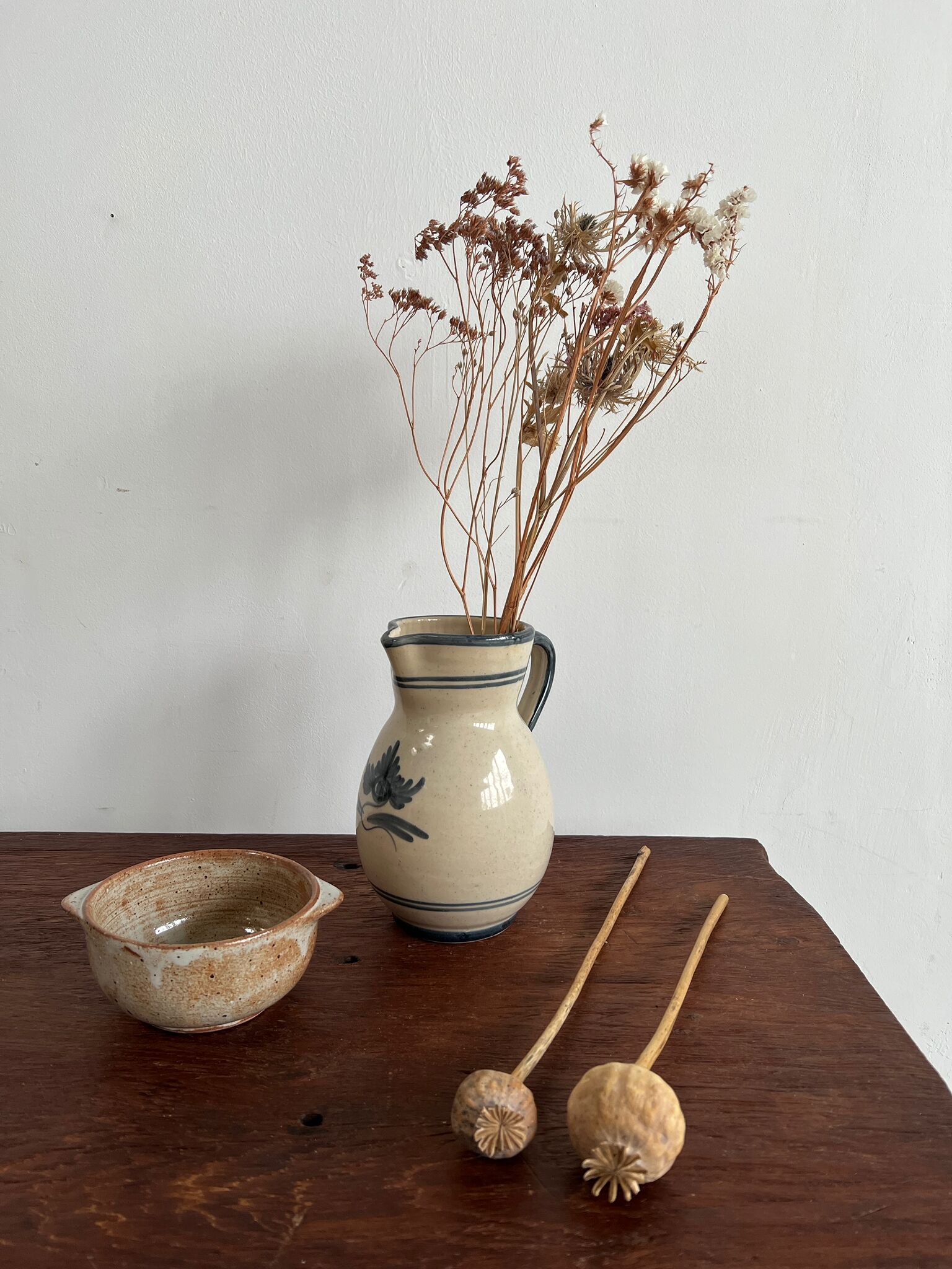 Off-white glossy ceramic decanter, hand-painted gray blue patterns H:20cm