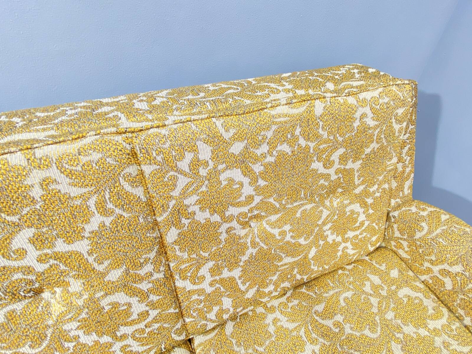 Canapé pliant rembourré du milieu du siècle, années 1970, Europe centrale