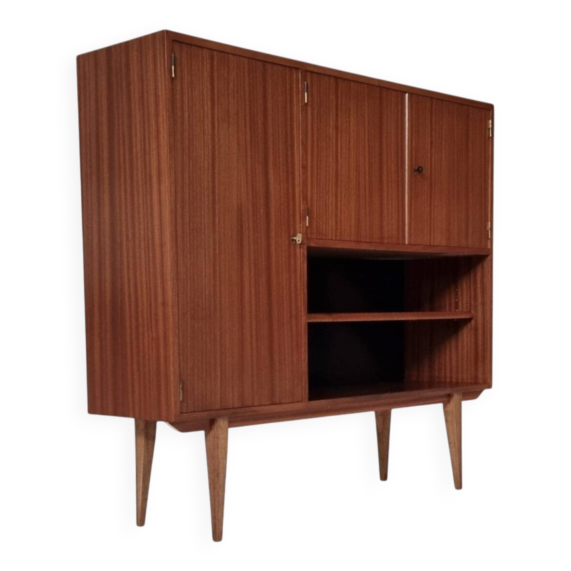 Armoire du milieu du siècle