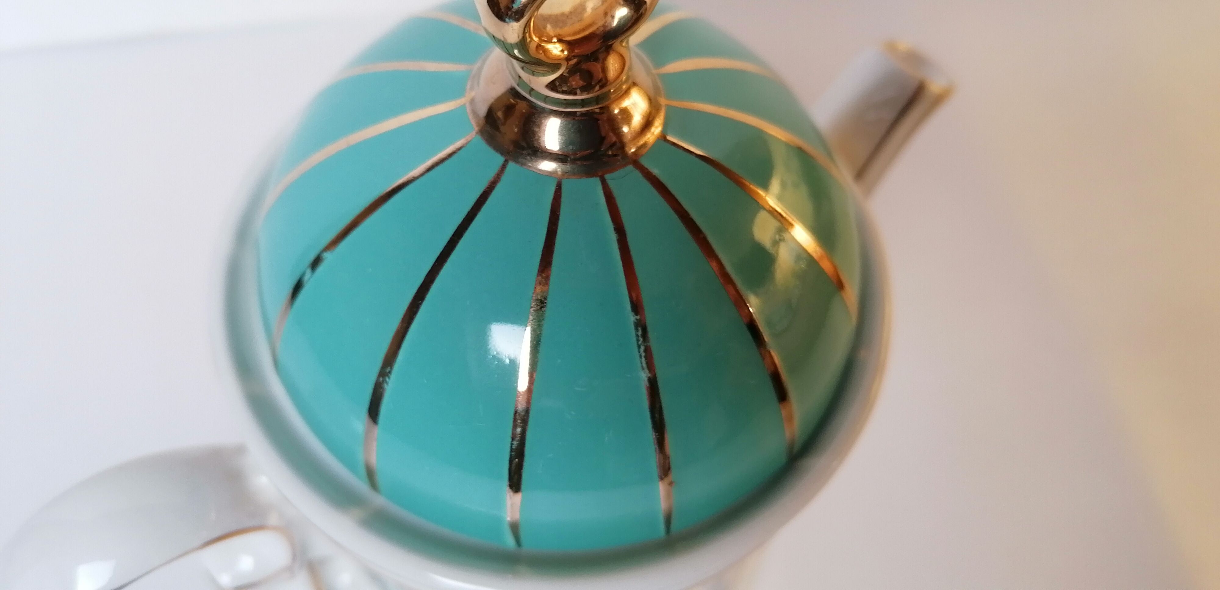 Teapot Sadler Staffordshire English ceramic