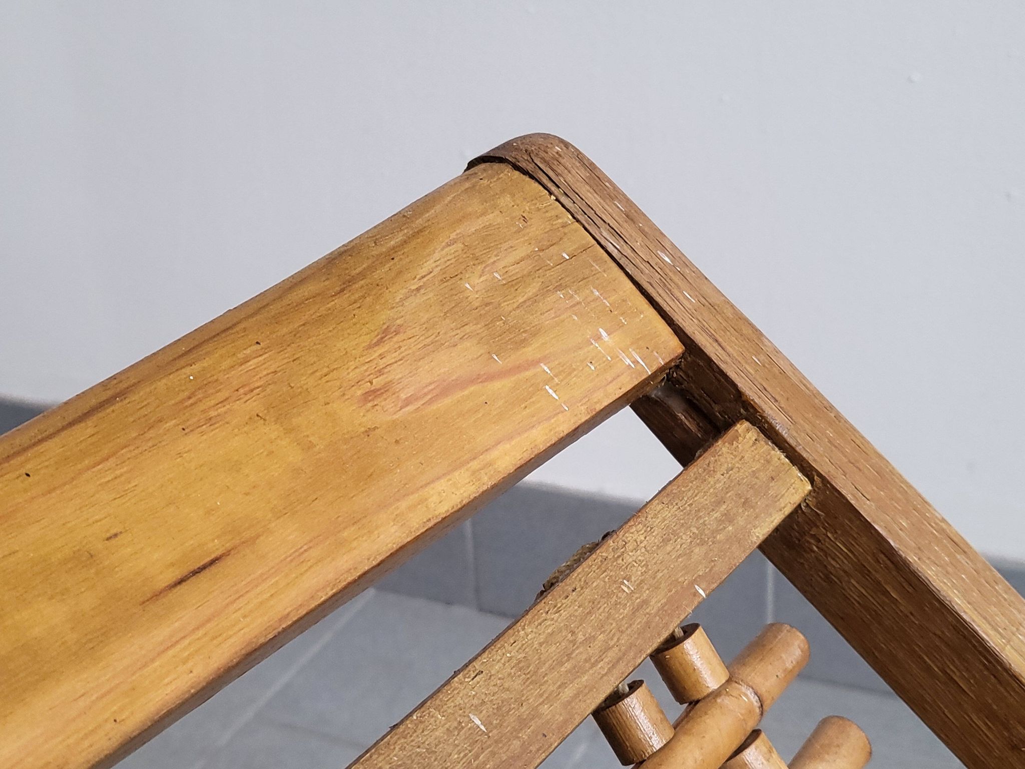 Chaise longue enfant en bambou & hêtre vintage 1950