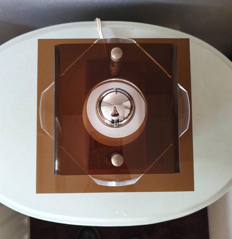 Apply Herda design in Plexiglas 80s