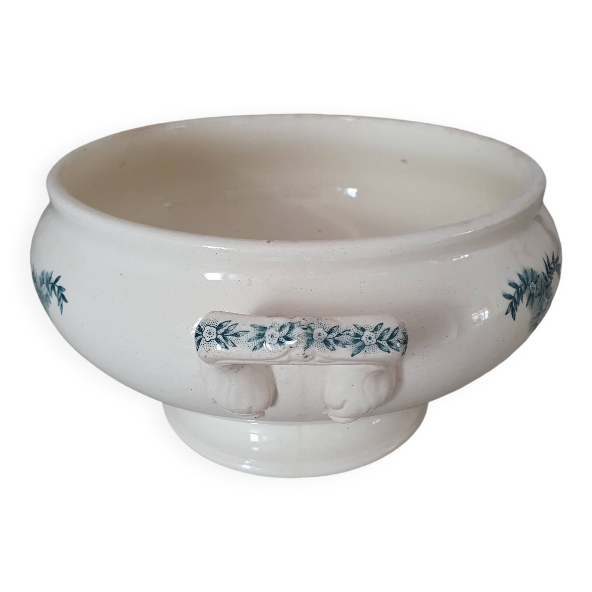 Longchamps Iron Earth Soup Tureen, Lutetia