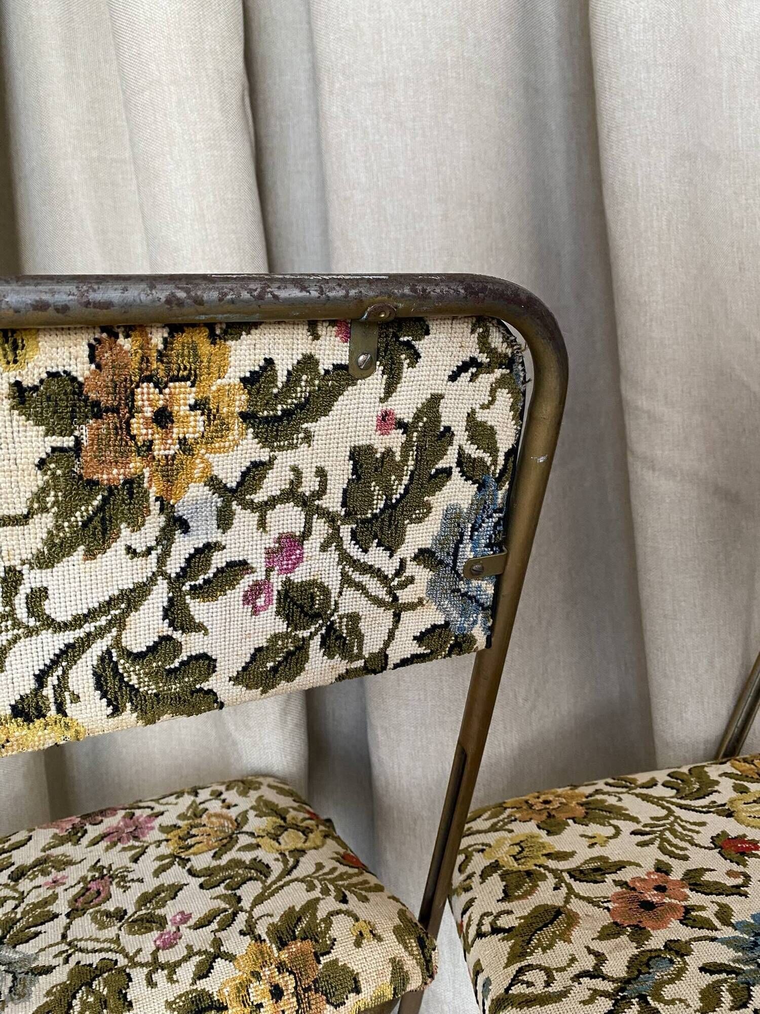 Lafuma folding chairs "Chantazur" floral upholstery from the 1960s.
