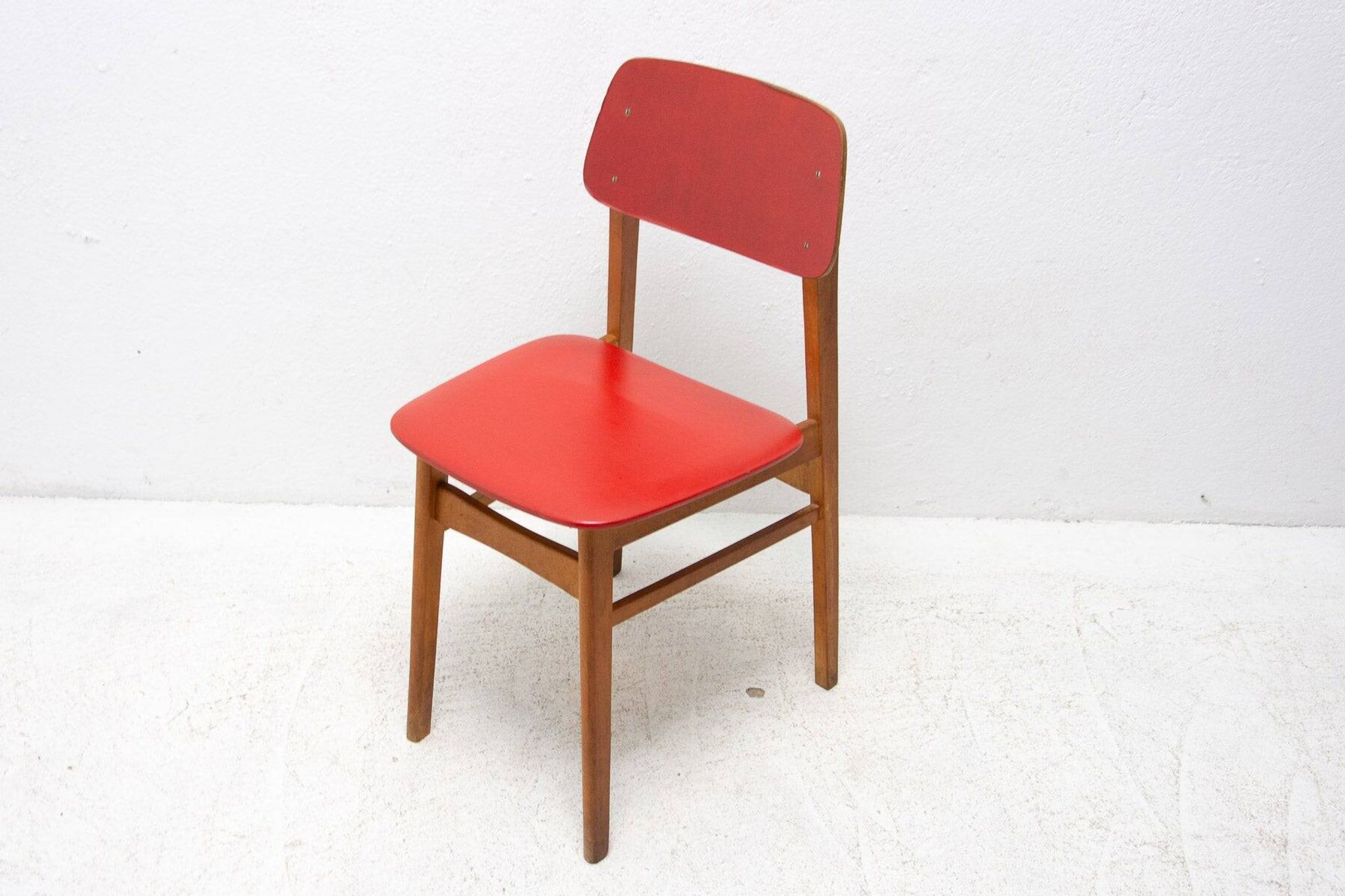 Mid-century colour chair, vintage wooden accent seating, 1960s