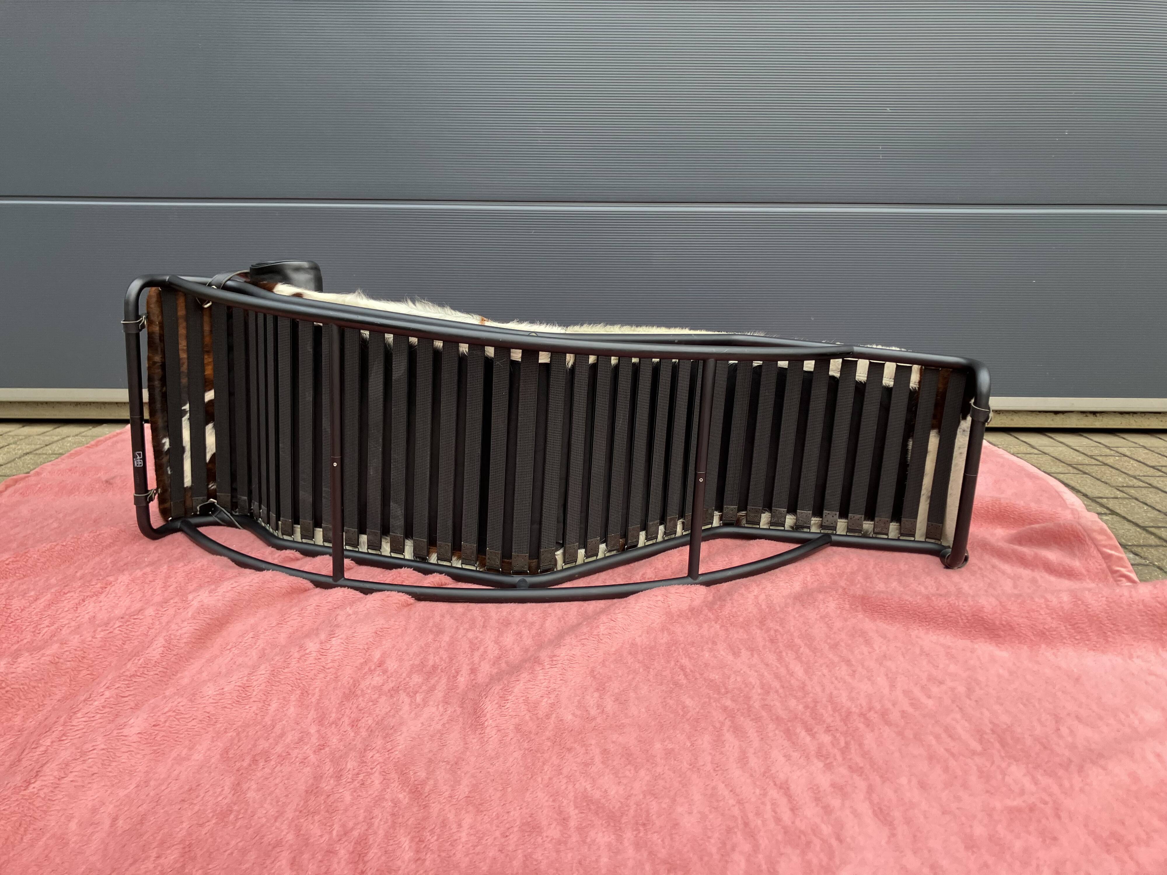 Originele Low numbered Cassina Le Corbusier Lc4 Pony skin