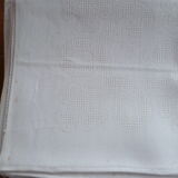 Embroidered ivory tablecloth with 12 towels