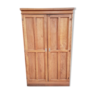 Armoire parisienne vintage