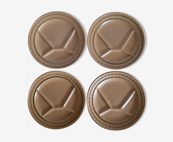 Stoneware plates
