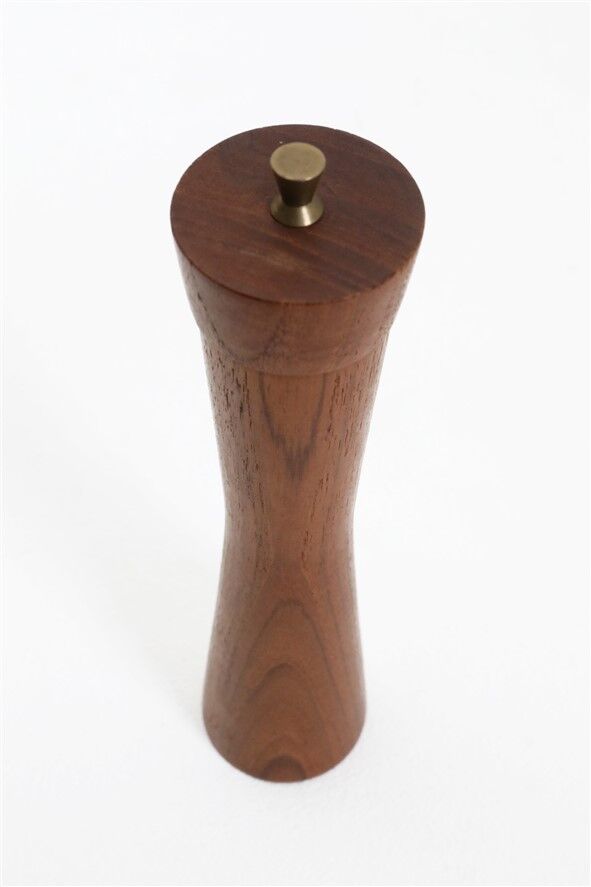 Danish teak pepper mill / crusher / 1960s / Mid-Century Modern Design