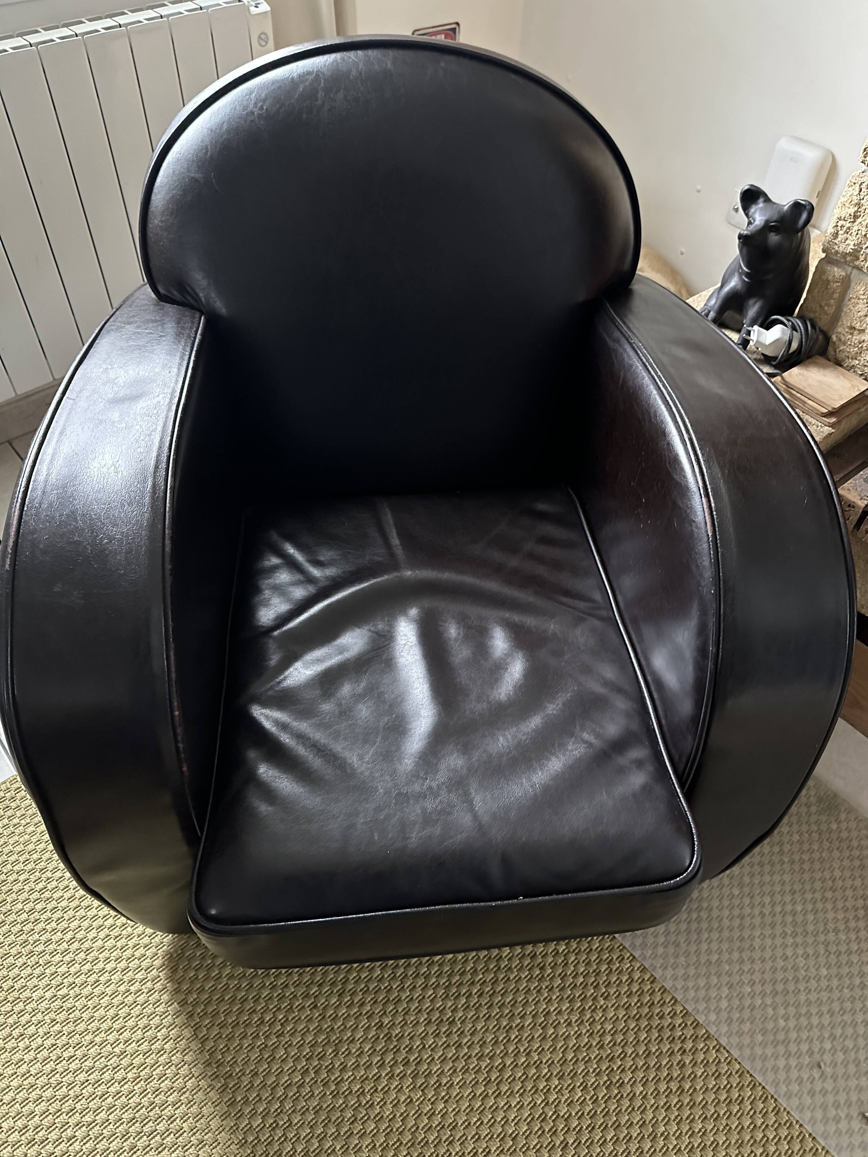 Genuine leather club chair
