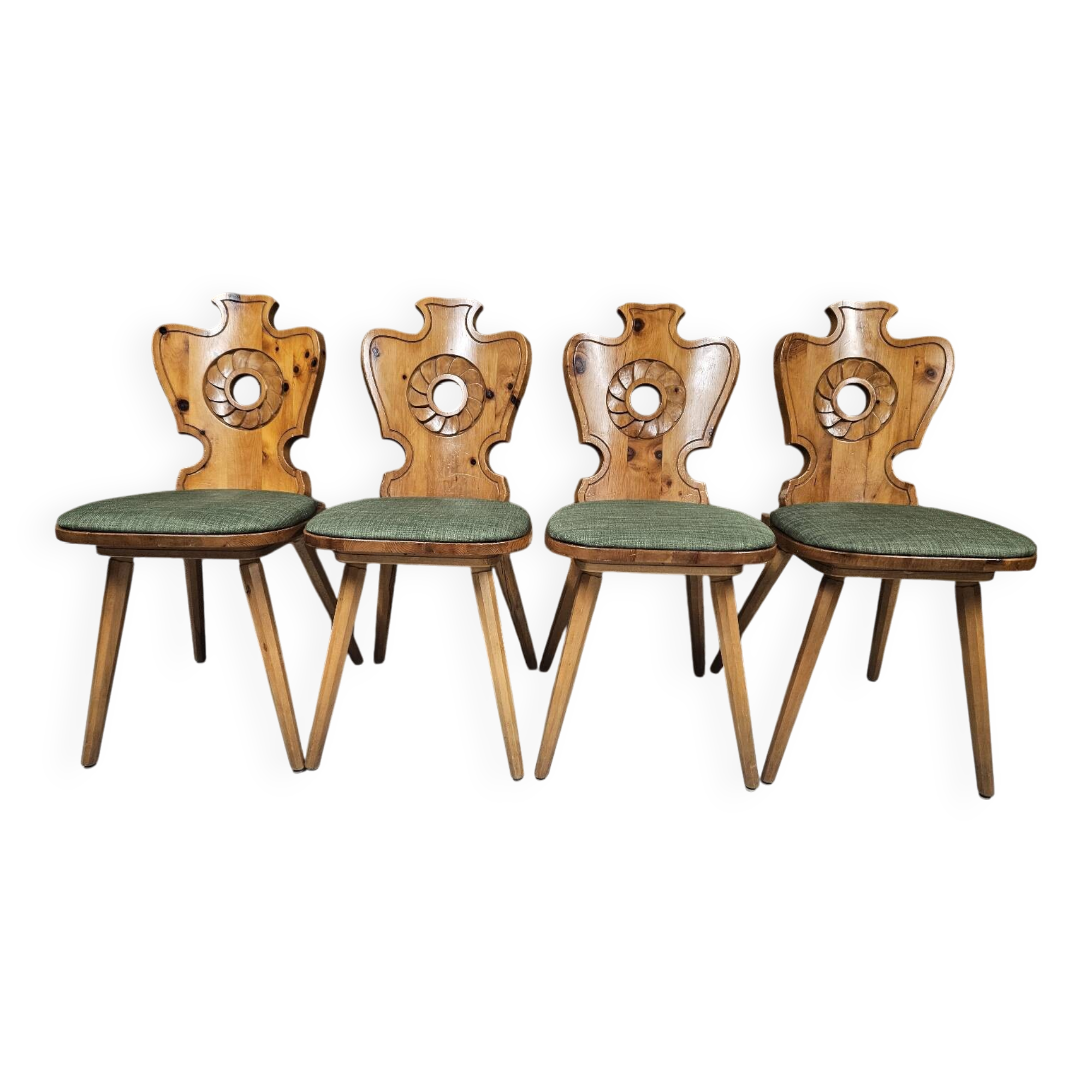 Lot 4 chaises auberge bistrot 1970"