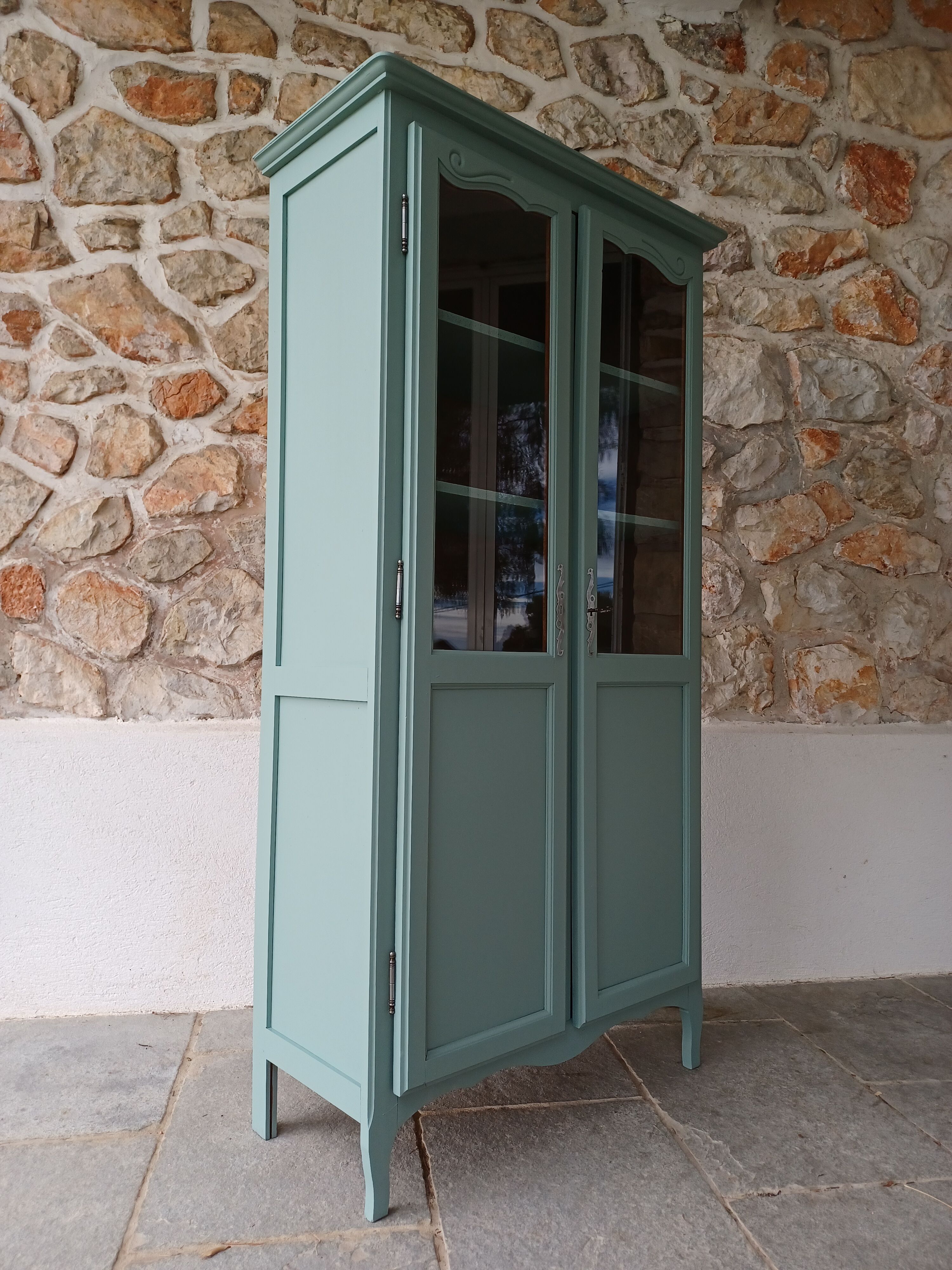 Parisian glazed wardrobe