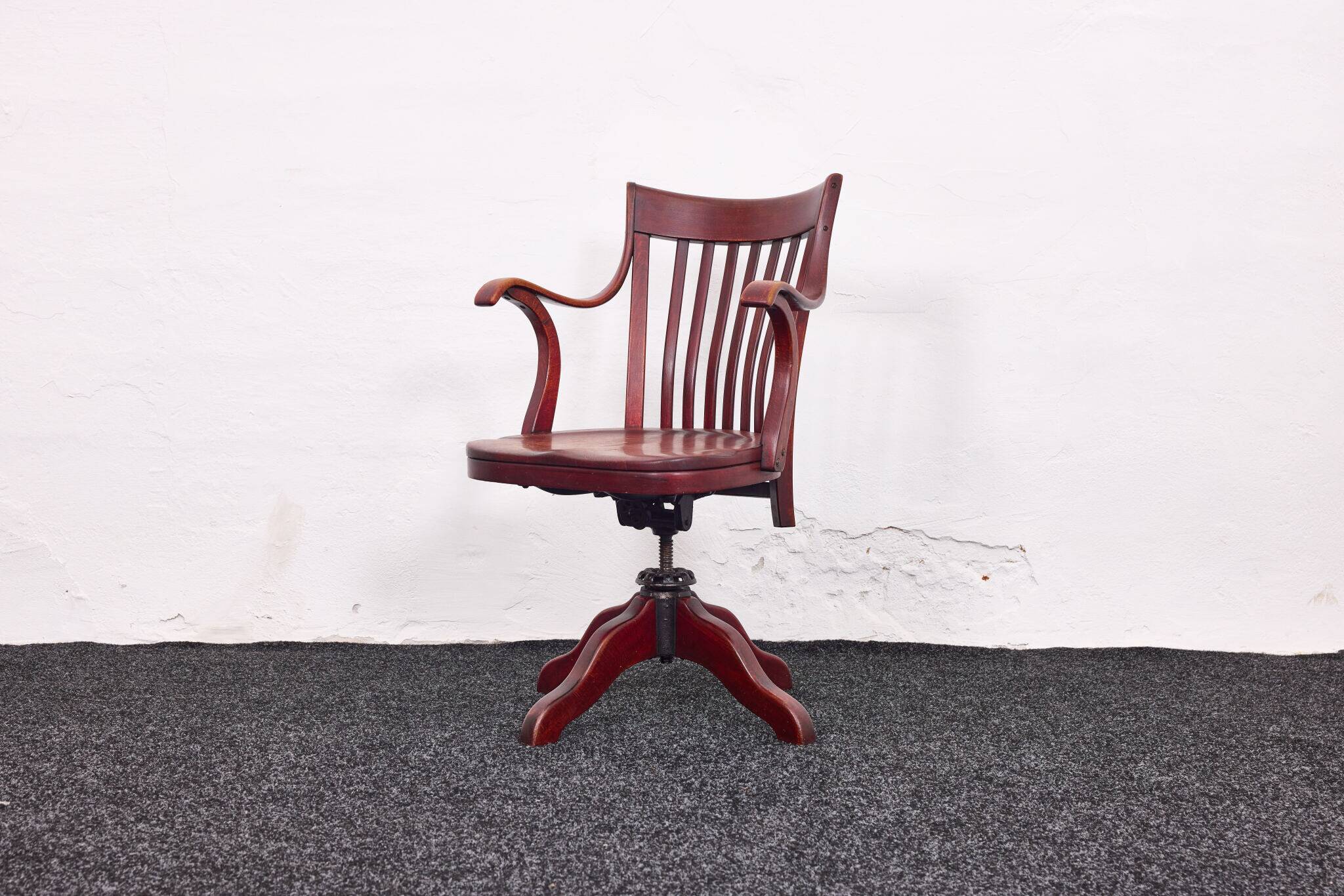 Thonet, 1922-25s – Adolf Loos, Capua Chair – Office chair – Nr.669