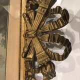 Old louis XVI style frame engraving climbing