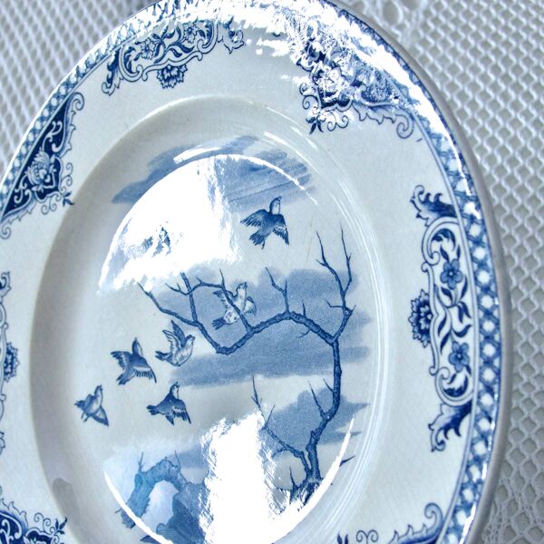 Assiettes XIXe siècle Gien terre de fer collection aux oiseaux japonisant