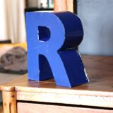 Lettre d'enseigne vintage bleue R